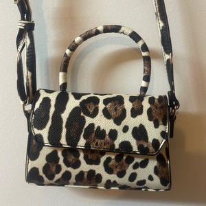 Womens small crossbody printed bag NWOT